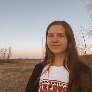 Meet your Posher, Kaitlyn